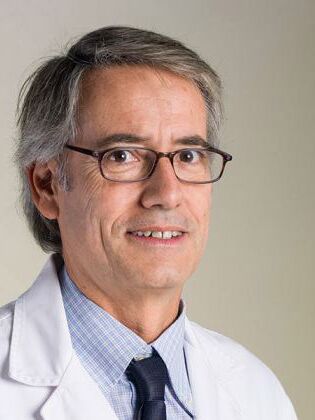 Doutor Reumatólogo Andri Sanz